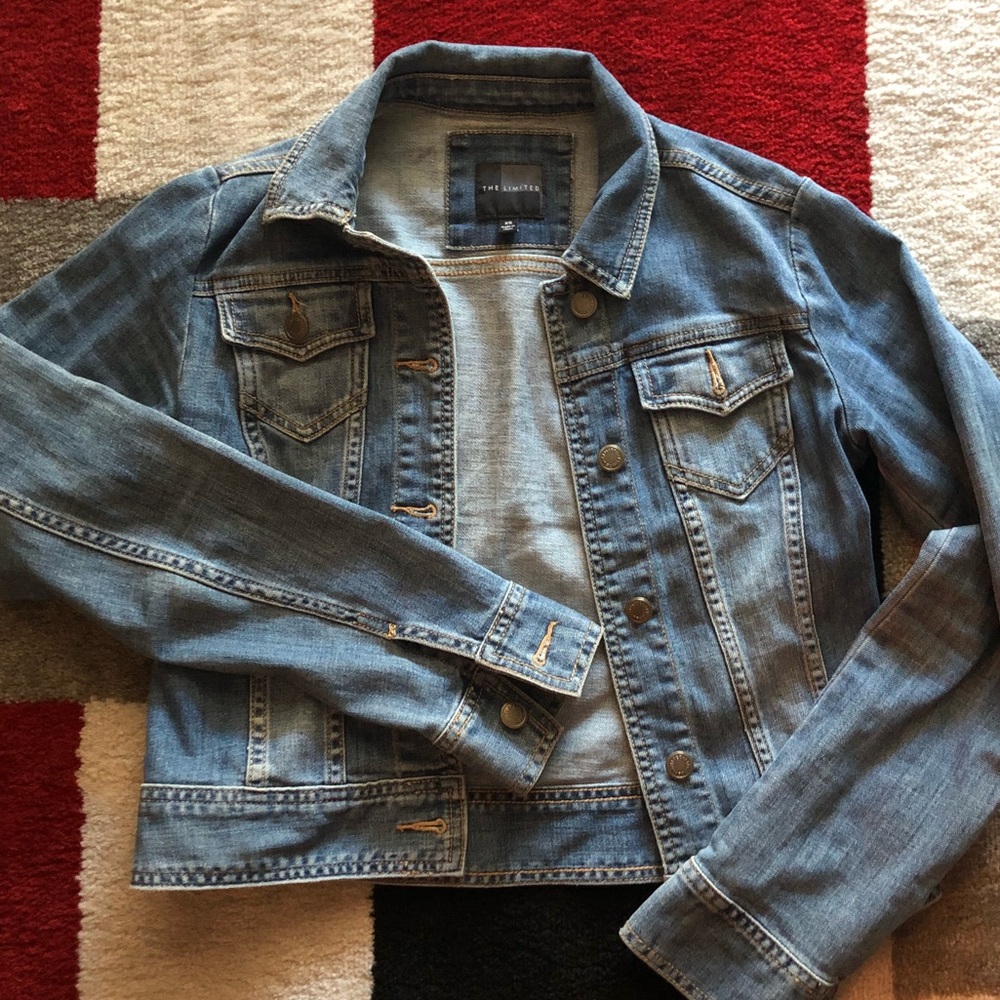 The Limited denim jean jacket like new- XS